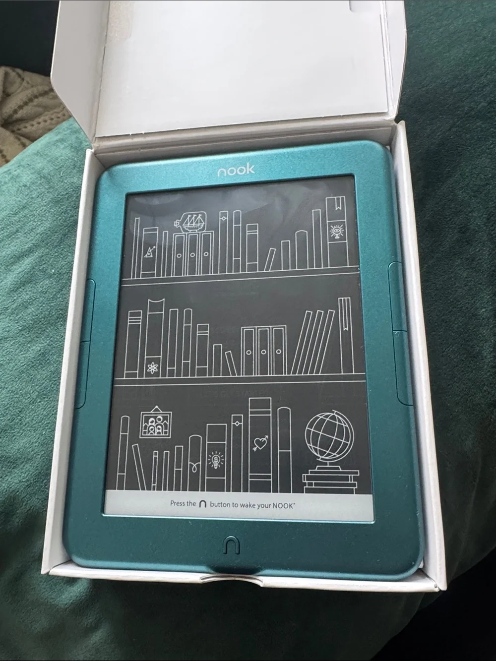 Barnes & Noble Nook eReader GlowLight 4 - Teal